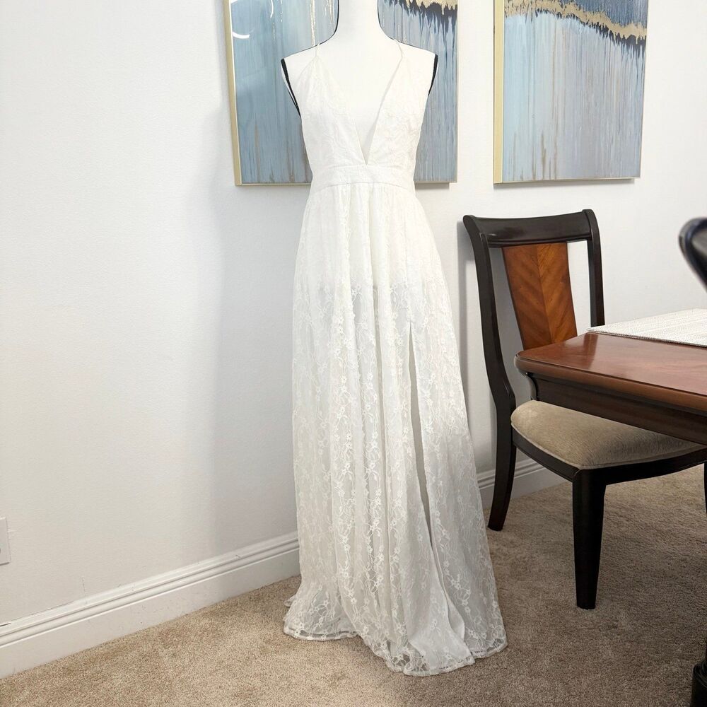Showpo White Lace Bridal Party V Neck Open Back Feminine Maxi Dress Size 10